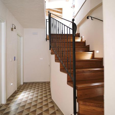 スカレア Casa Marinari Bed & Breakfast エクステリア 写真